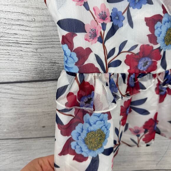 French Connection Women's White Floral Ruffle Sleeveless Spring Blouse Size 4 - Picture 3 of 9